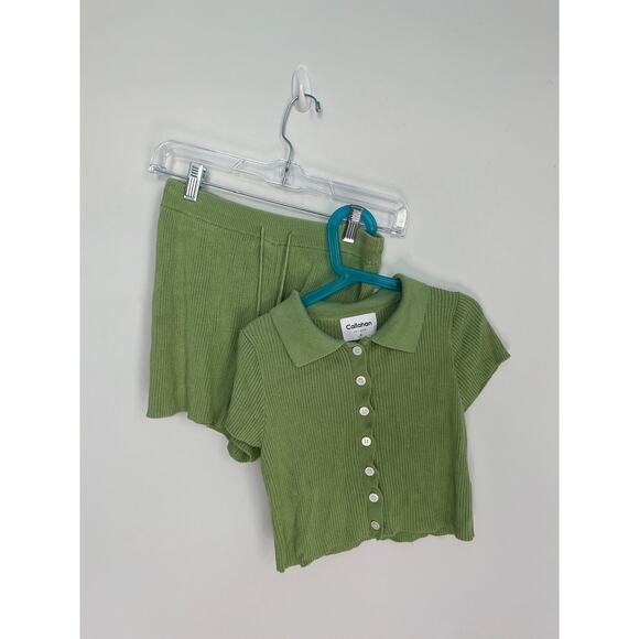 Callahan Dresses & Skirts - Callahan Knitwear Two Piece Set Women S Ribbed Green Button Top Shorts